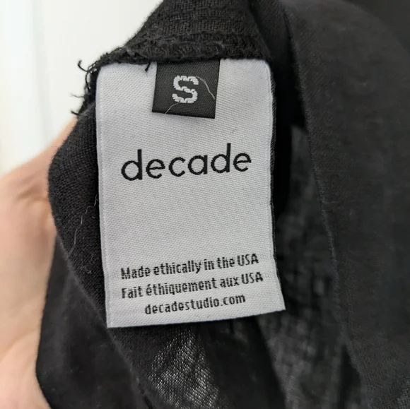 Decade Linen Top - Picture 3 of 5